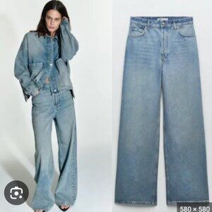 ZARA MID RISE BAGGY MEDIUM WASH JEANS SIZE 10 / 32"